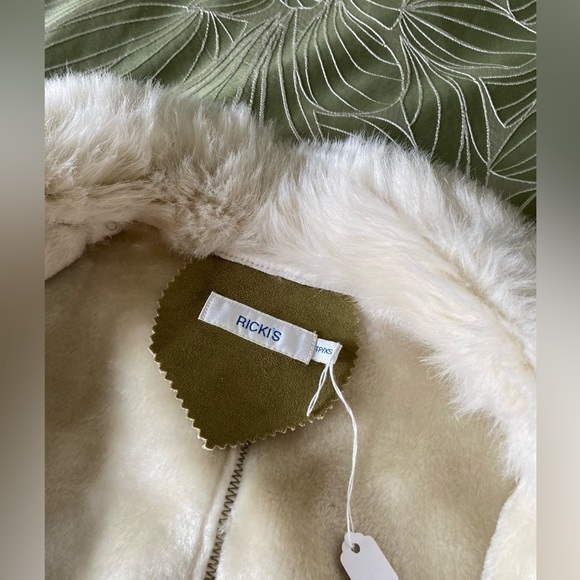 NEW Ricki’s Faux Fur Suede Green Penny Lane Style 70’s Jacket - Picture 5 of 5